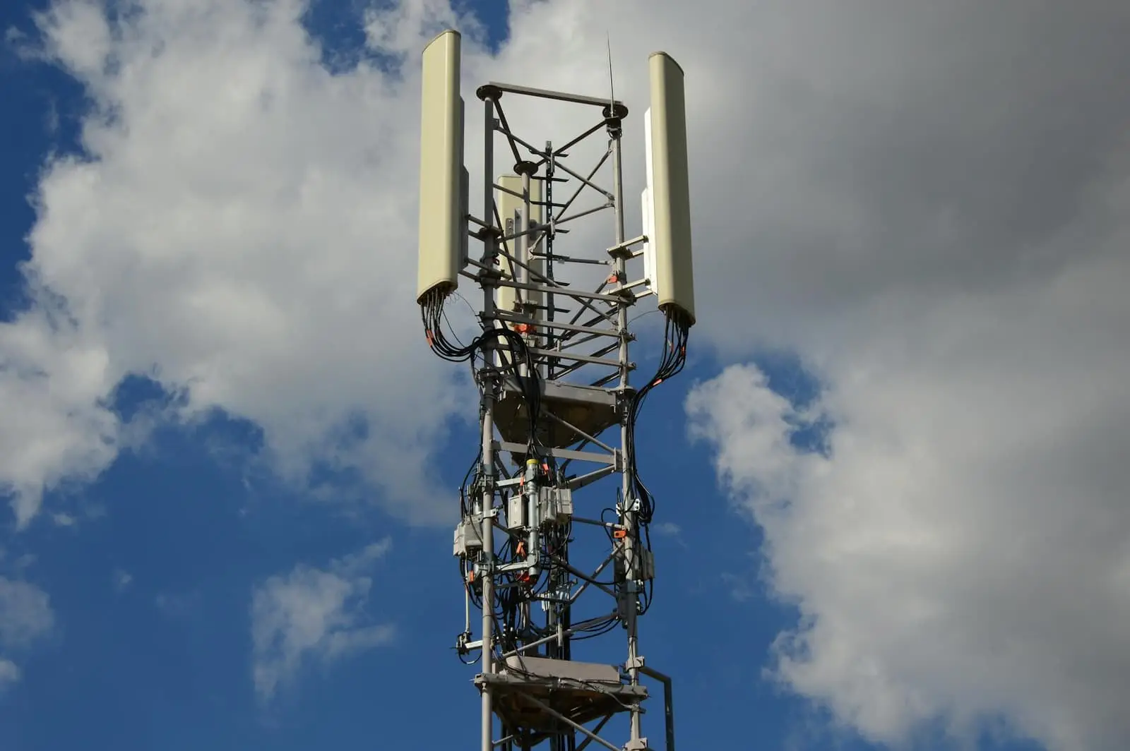 Fronthaul y backhaul 5G: transceptores 10G–100G